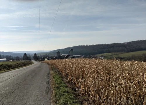 Looking south on Hullsville Rd